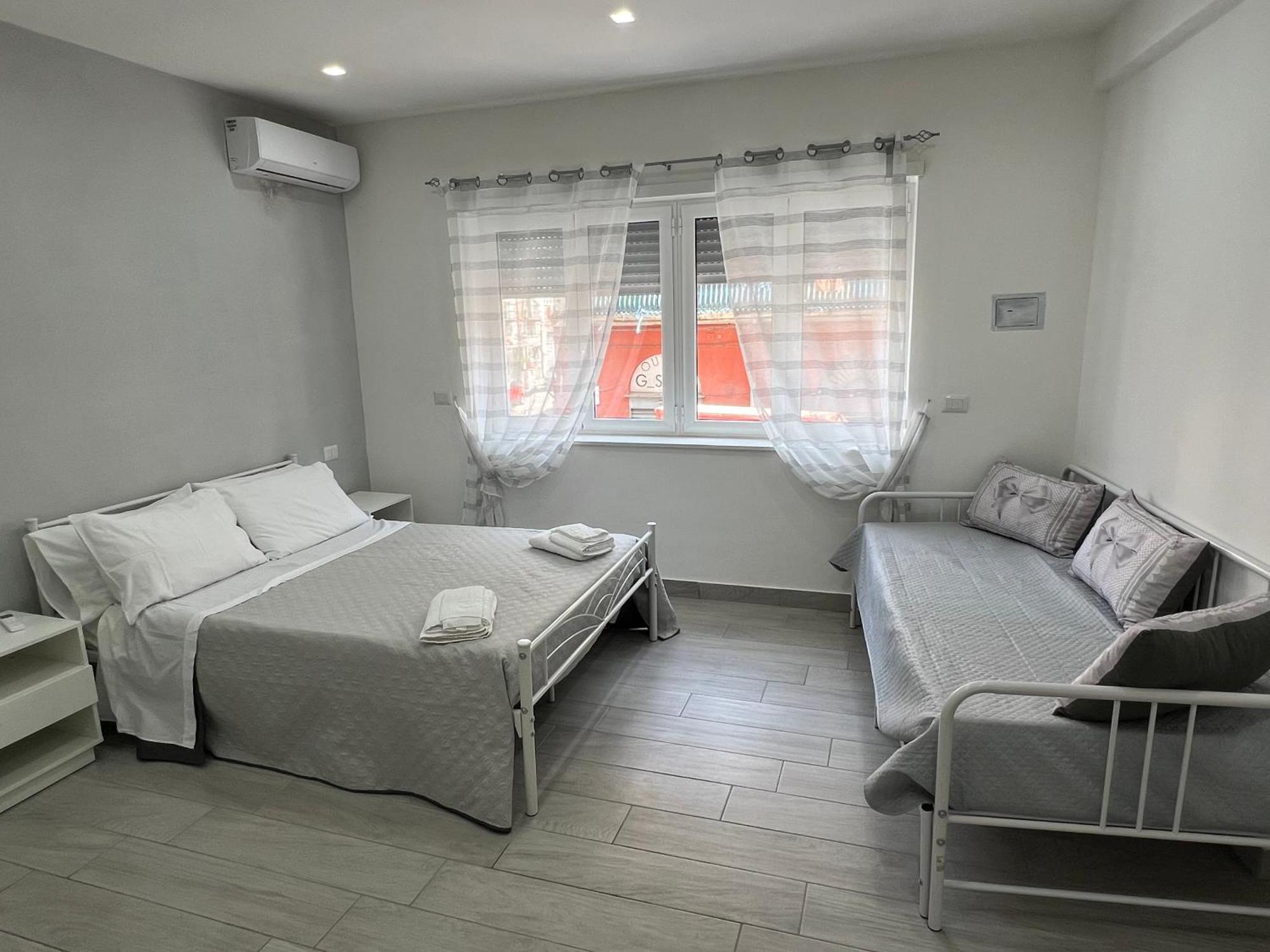 Apartament La Dimora Di Antonietta Neapol Zewnętrze zdjęcie